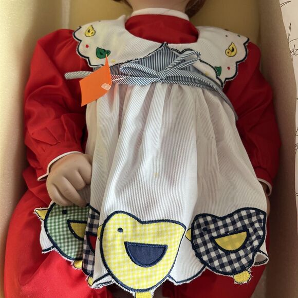 Fayzah Spanos Chick a Dee Porcelain Girl Doll Boxed Precious Heirloom Collection - Picture 3 of 16